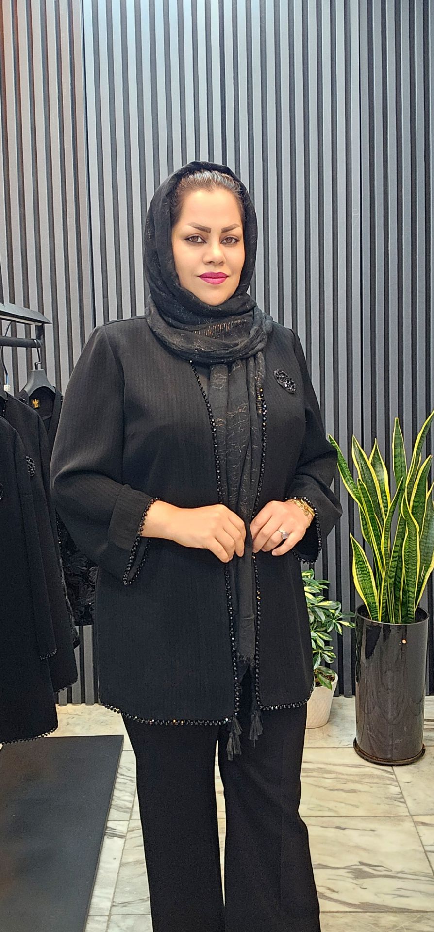 InShot_۲۰۲۶۰۲۰۸_۱۲۳۲۰۴۲۸۵ کت مزونی مجلسی - Image 1
